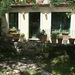 B&B Sallent Guest house