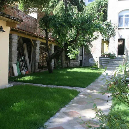 بيت ضيافة B&B Sallent