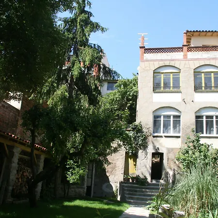 B&B Sallent سايينت