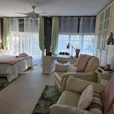 B&B Sallent Guest house