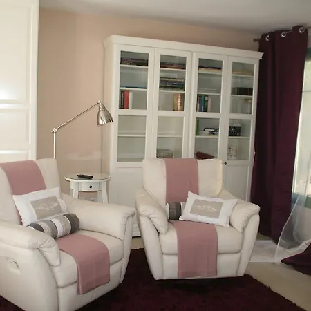 B&B Sallent سايينت